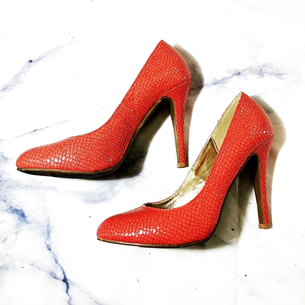 Steve Madden Coral Orange Ronni High Heels Pumps